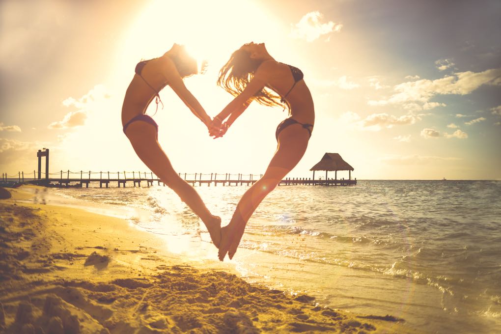 1020 - beach-beautiful-fun-5358